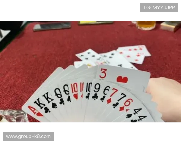 跑得快游戏在线玩免费畅玩多种模式，随时随地享受刺激的牌桌对决